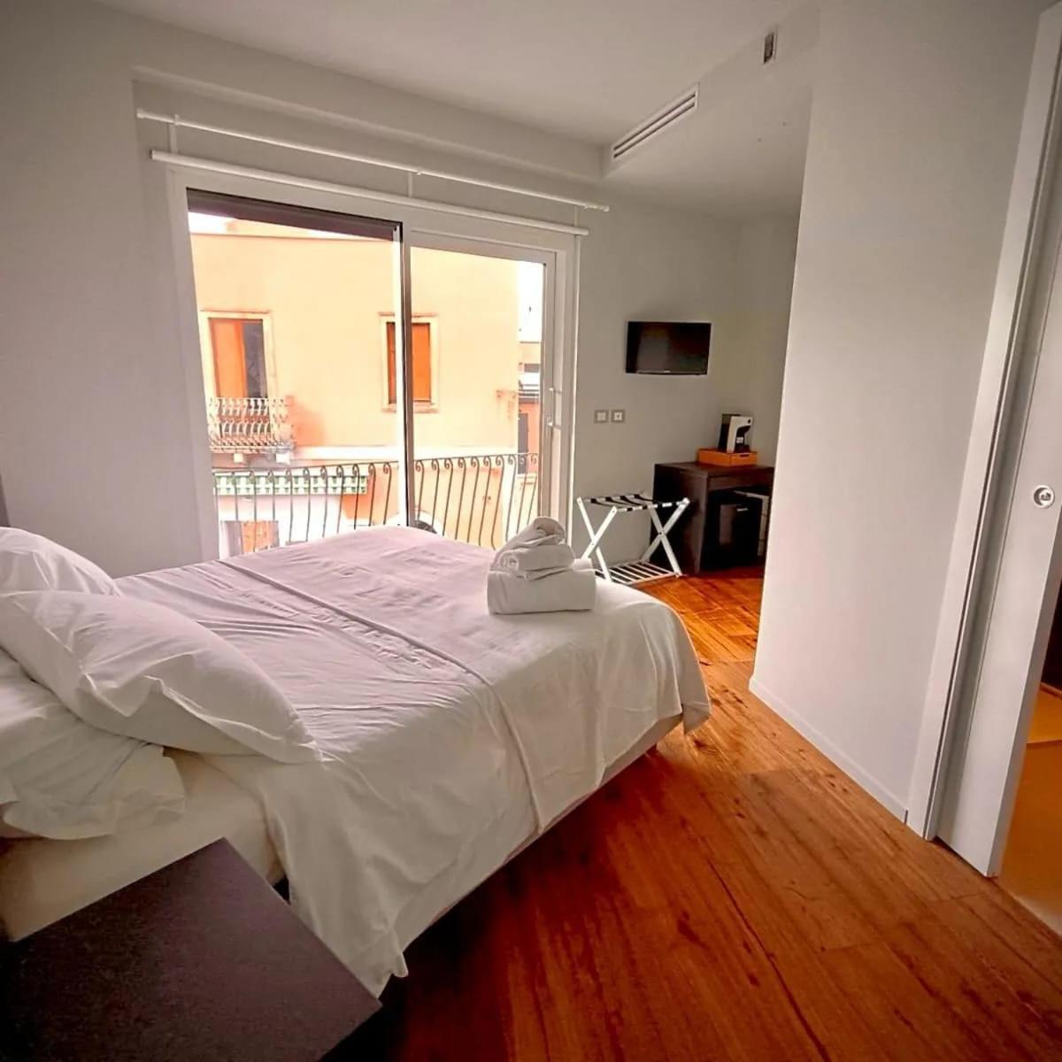 Taormina Boutique Rooms Exteriör bild