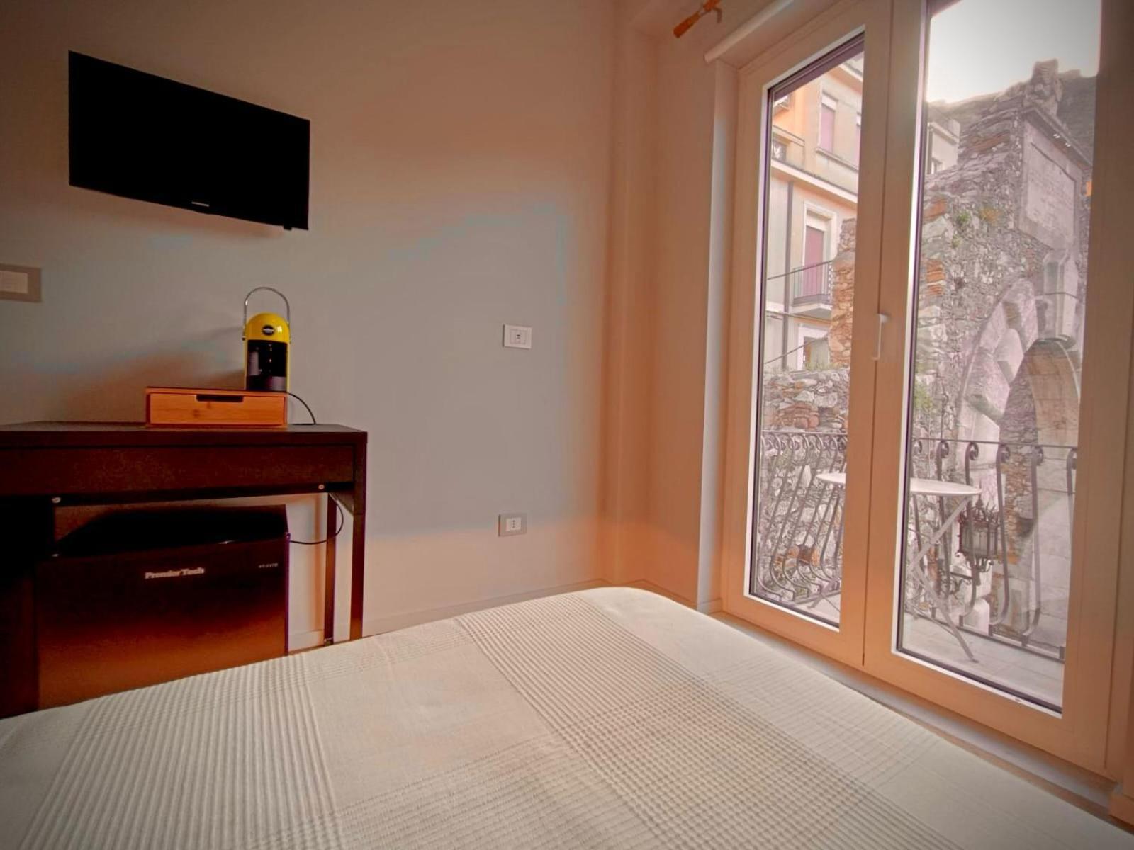 Taormina Boutique Rooms Exteriör bild
