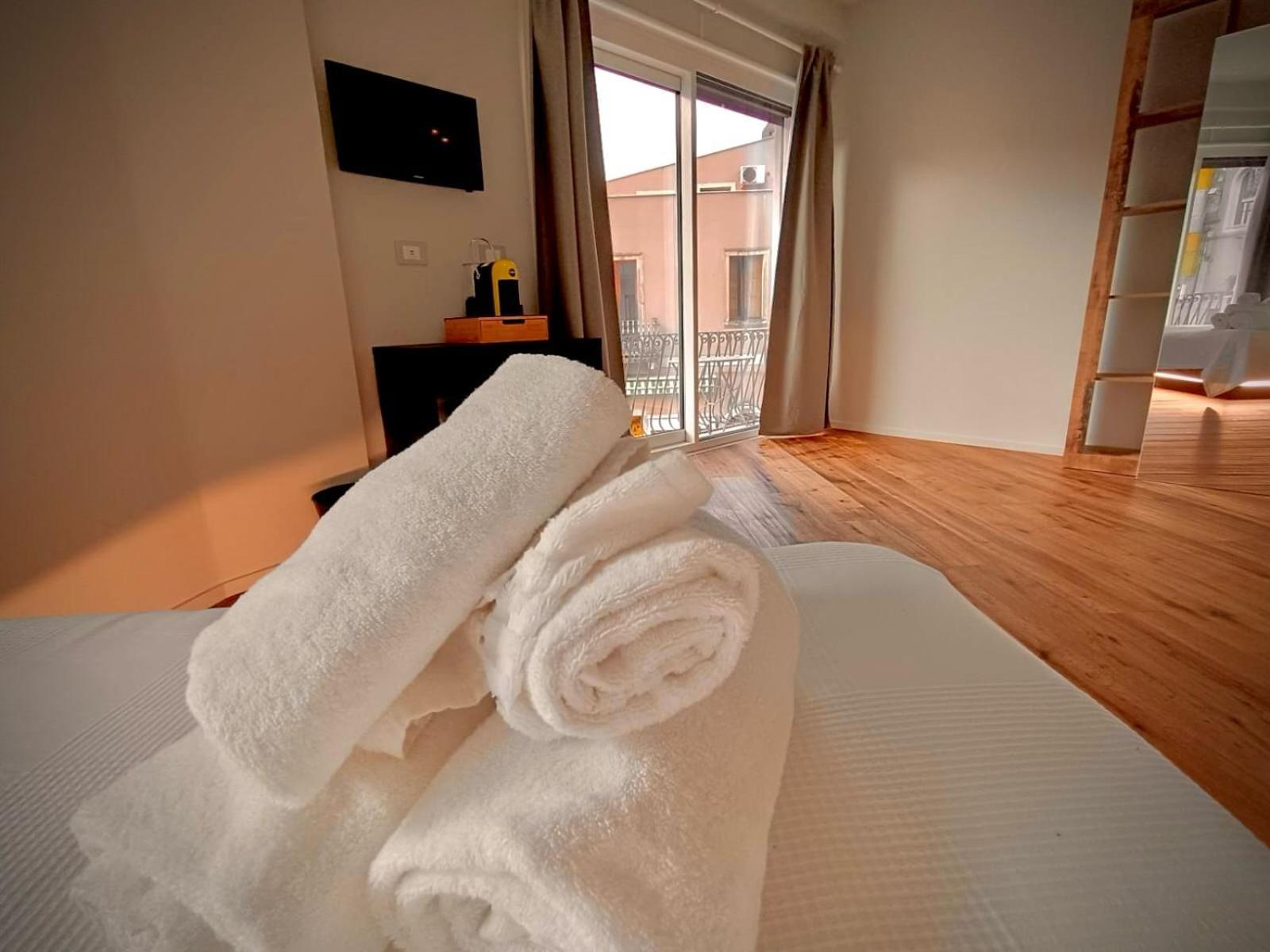 Taormina Boutique Rooms Exteriör bild